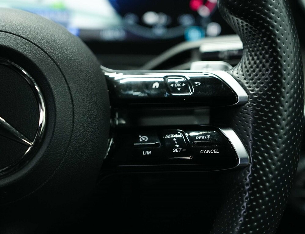 Mercedes-Benz 300 Mpv Black #38