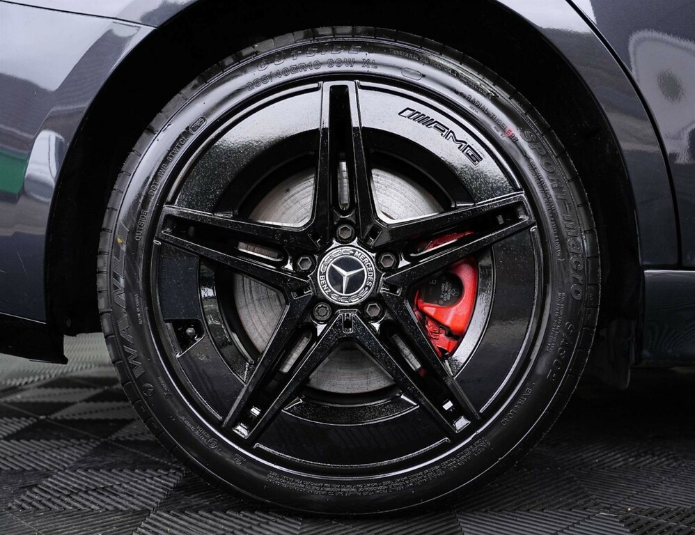 Mercedes-Benz 300 Mpv Black #48