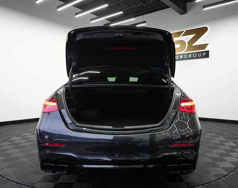 Mercedes-Benz 300 Mpv Black #63