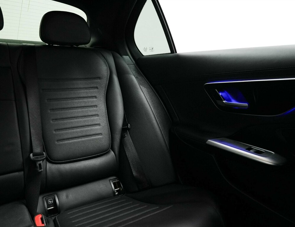Mercedes-Benz 300 Mpv Black #62