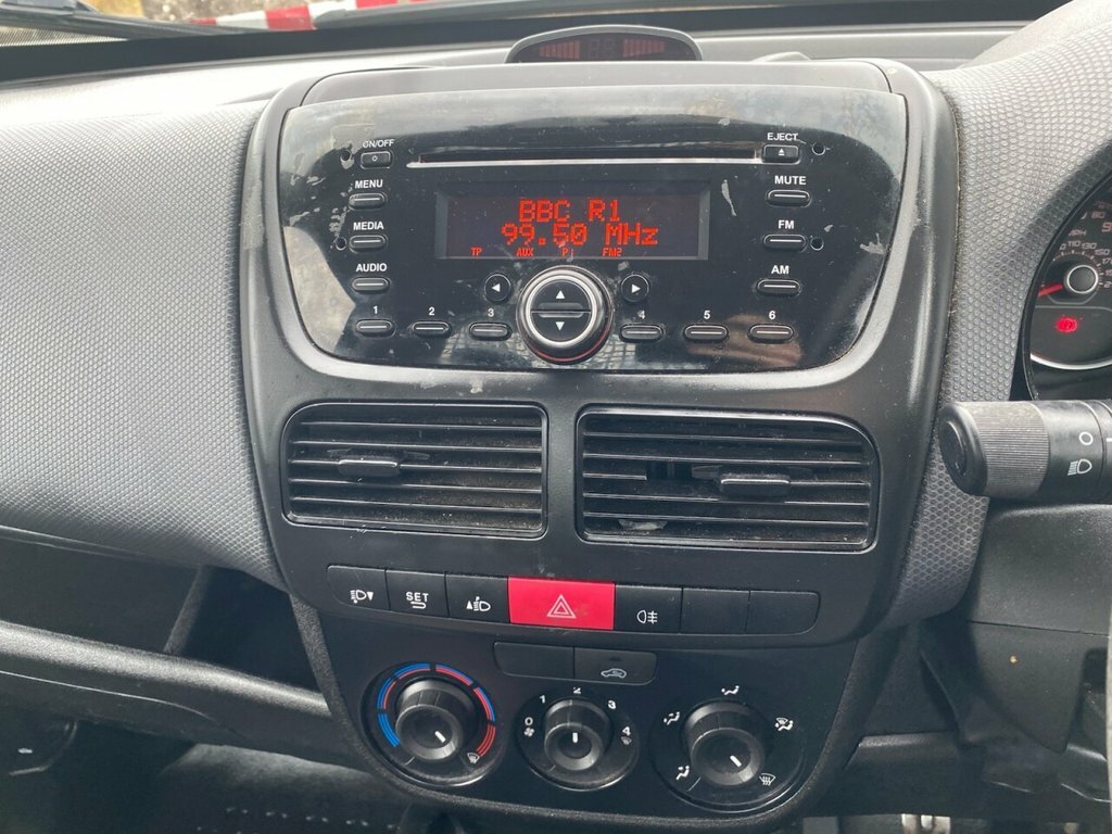 Fiat Doblo 1.6L Null SH71GJJ White #4