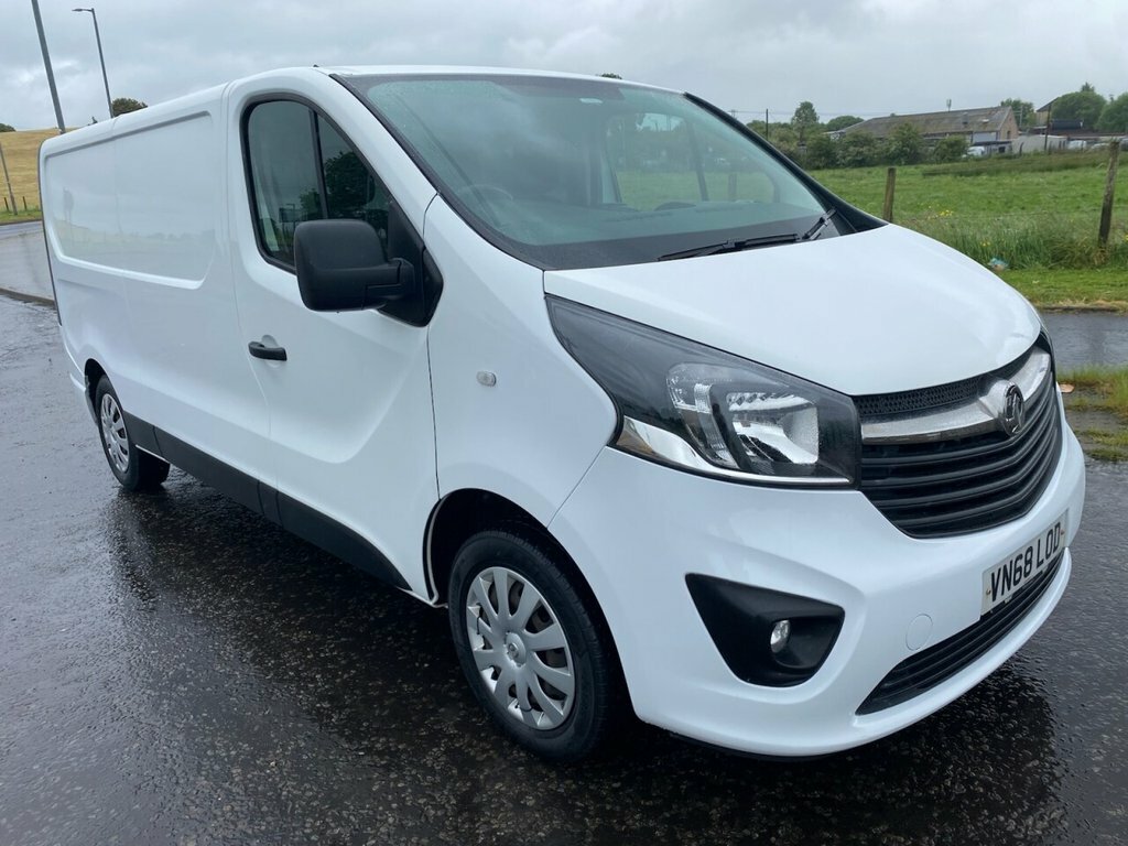 Vauxhall Vivaro 1.6L Sportive White