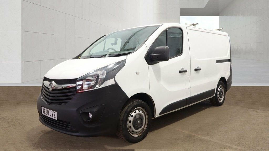 Vauxhall Vivaro Mpv White