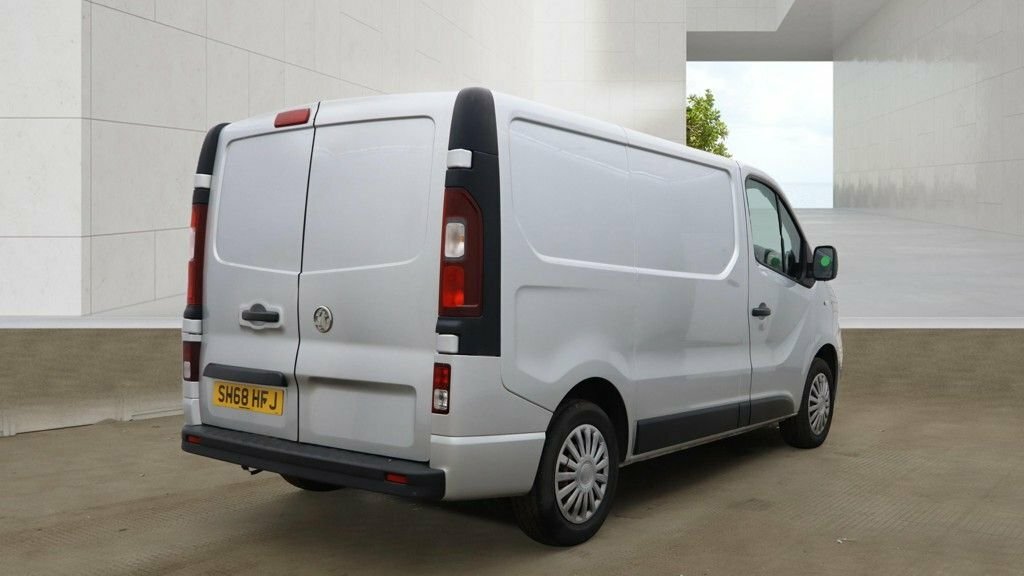 Vauxhall Vivaro 1.6L Sportive SH68HFJ Silver #3
