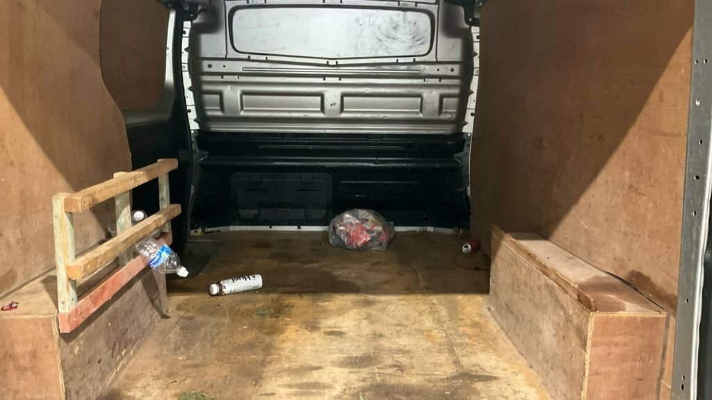 Vauxhall Vivaro 1.6L Sportive SH68HFJ Silver #6