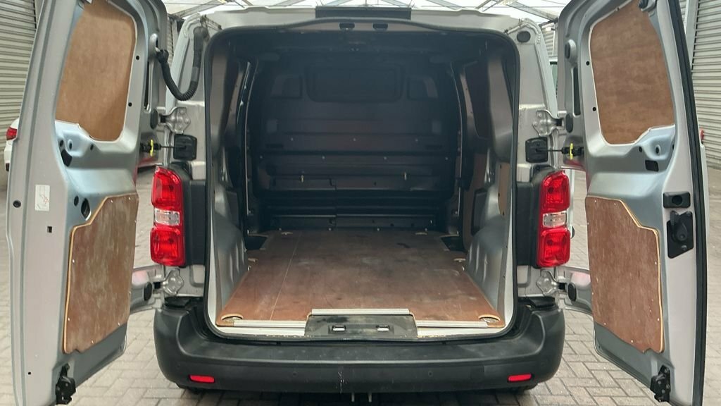 Peugeot Expert 1.6L Professional 6Dr BV68OHU Silver #6