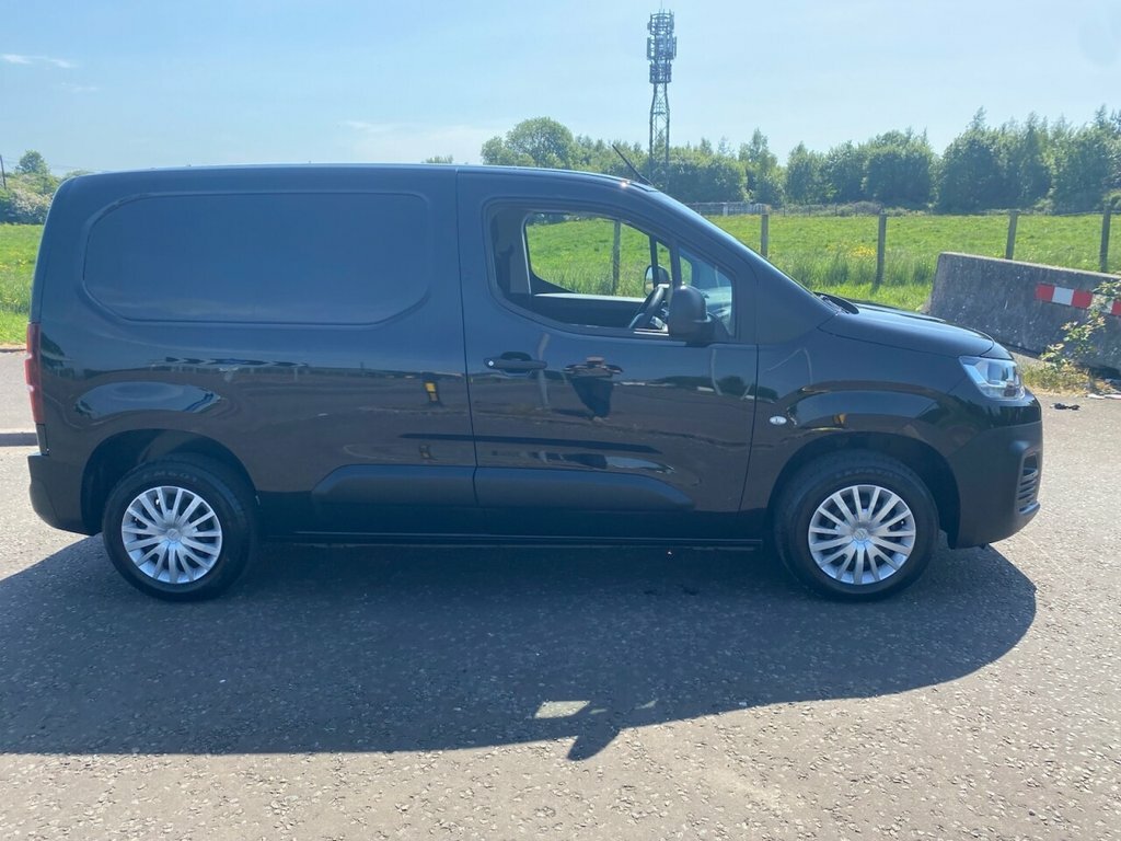 Citroen Berlingo 1.5L Enterprise M CF21UJR Black #2