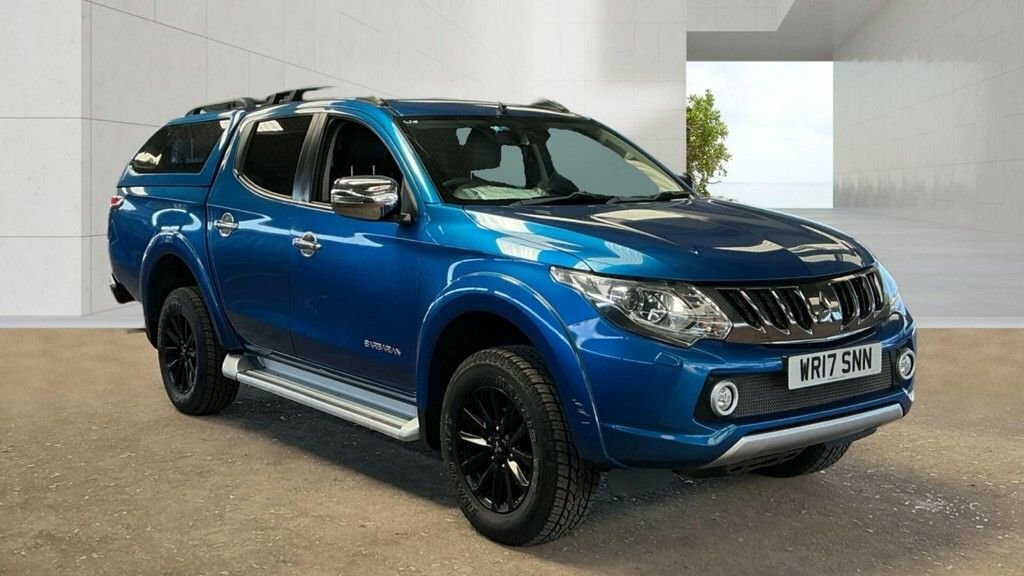 Mitsubishi L200 2.4L Dc Barbarian Blue