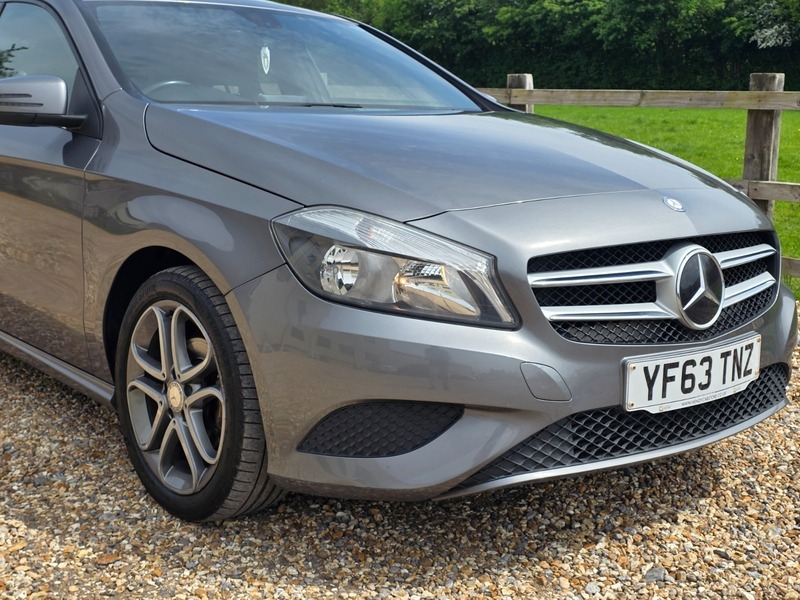 Mercedes-Benz A Class A180 Cdi Blueefficiency Sport YF63TNZ Grey #2