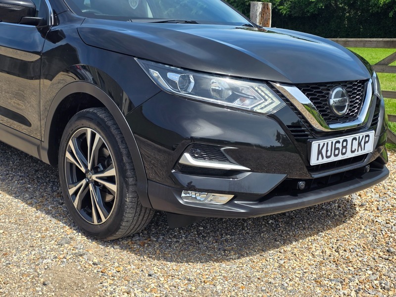 Nissan Qashqai N-connecta Dig-t KU68CKP Black #2