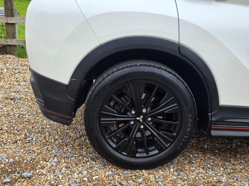 Mitsubishi Eclipse Cross Black White #5