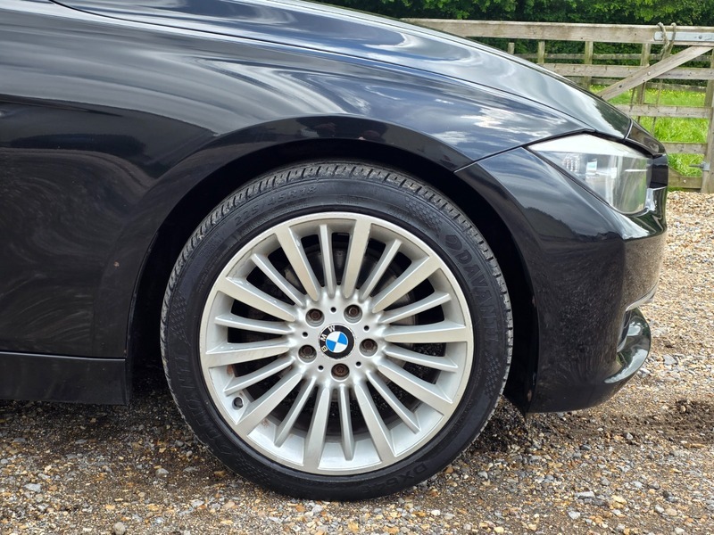BMW 3 Series 320D Luxury Touring YE13ZKJ Black #3