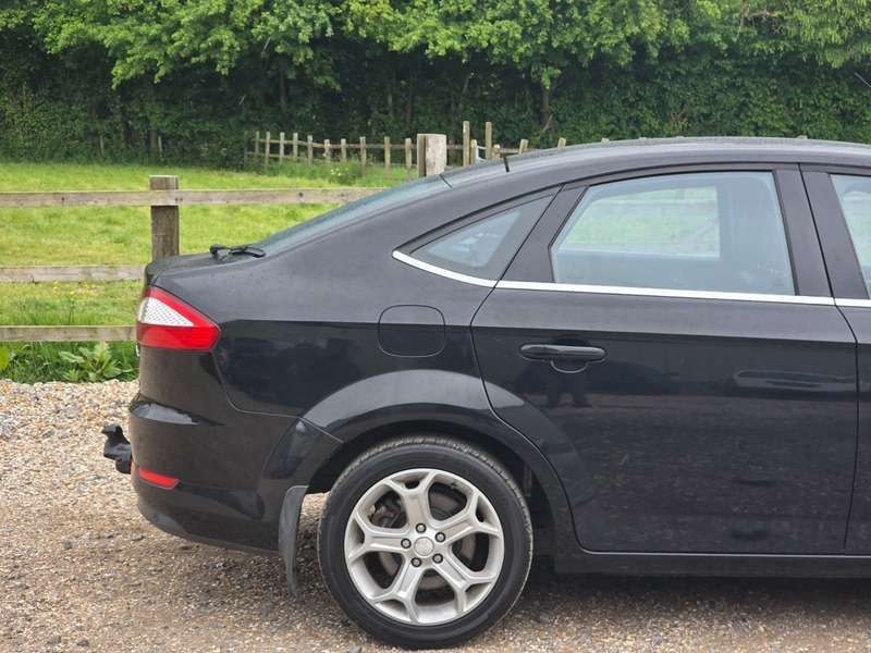 Ford Mondeo Titanium X Tdci Black #6