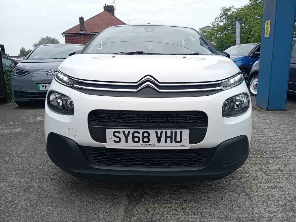 Citroen C3 Hatchback 1.2 Puretech Feel Euro 6 201868 SY68VHU White #2