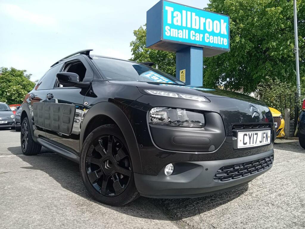 Citroen C4 Cactus Hatchback 1.2 Puretech Onetone Euro 6 Ss 2 Black