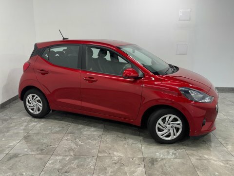 Hyundai I10 1.0 Se Hatchback CK72TZJ Red #2