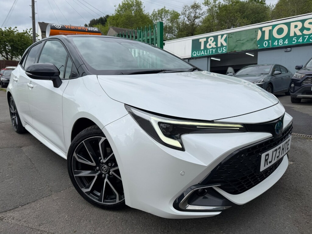 Toyota Corolla 1.8 Hybrid Excel Cvt White