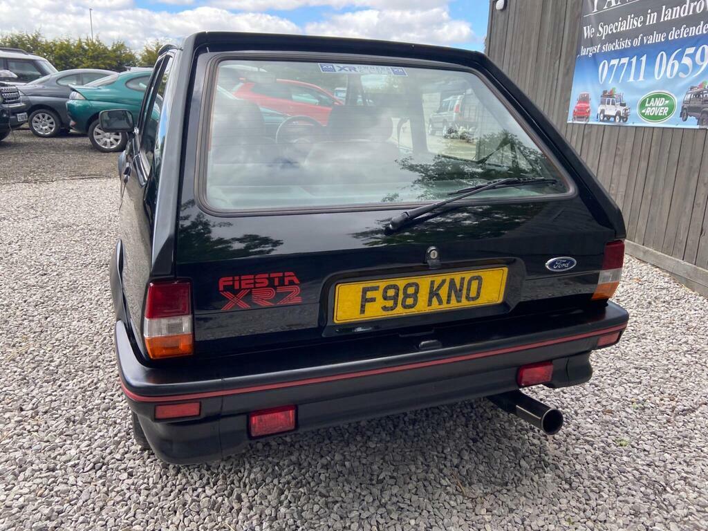Ford Fiesta Xr2 White #34