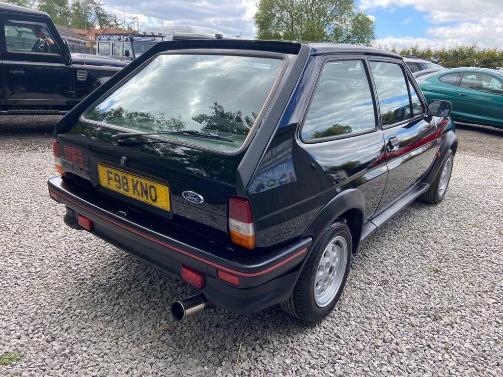 Ford Fiesta Xr2 White #43