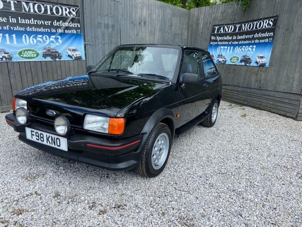 Ford Fiesta Xr2 White #17
