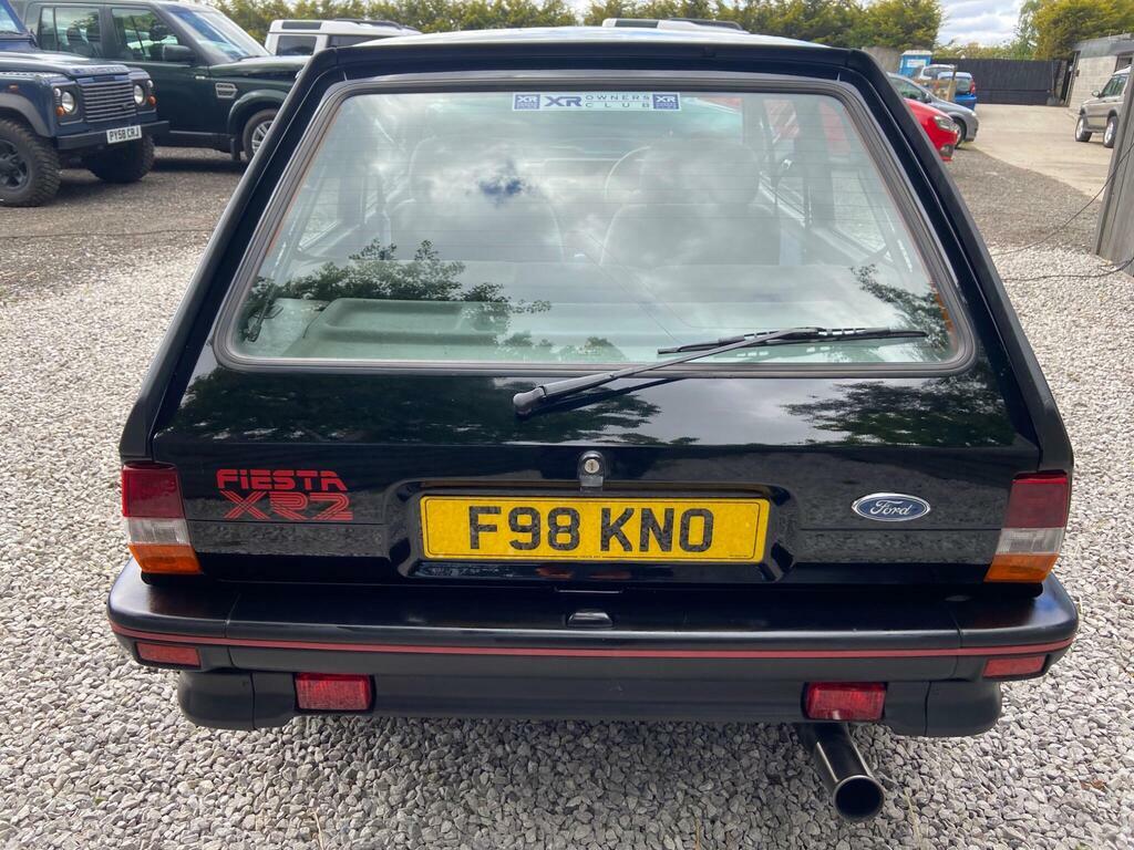 Ford Fiesta Xr2 White #35