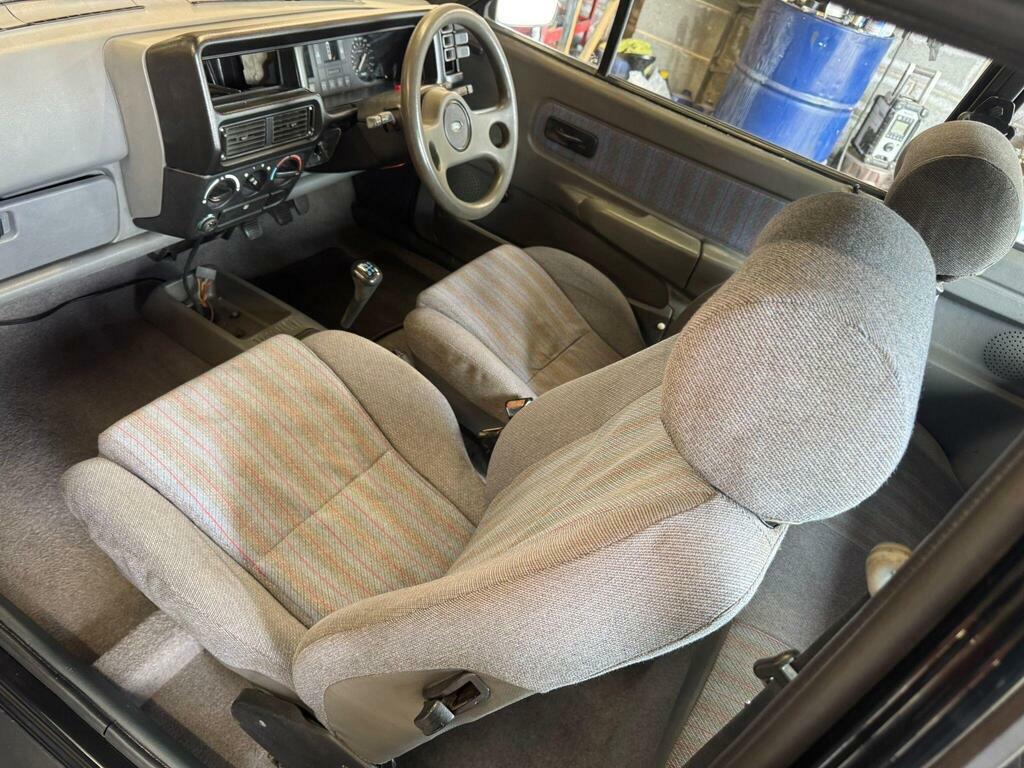 Ford Fiesta Xr2 White #77