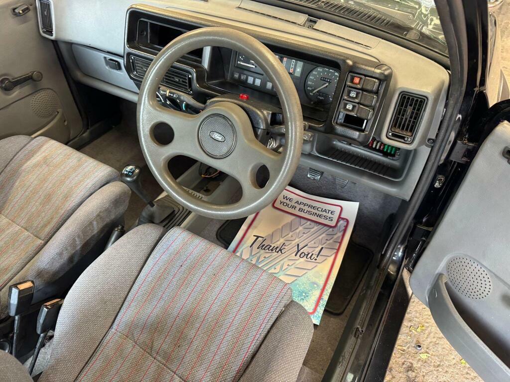Ford Fiesta Xr2 White #7