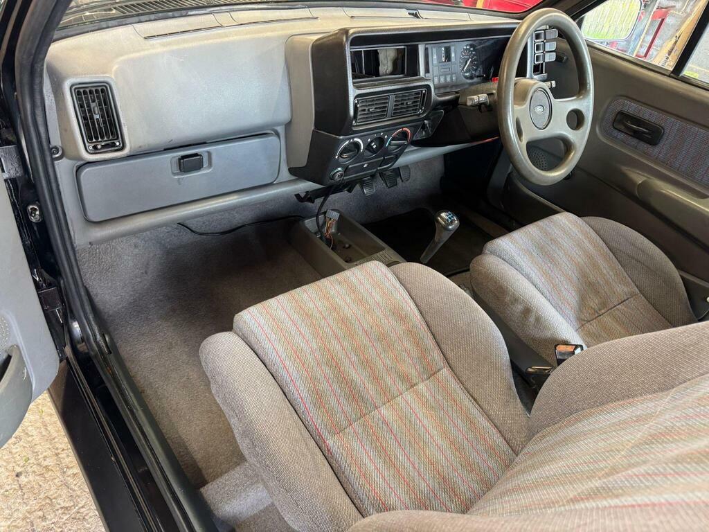 Ford Fiesta Xr2 White #76