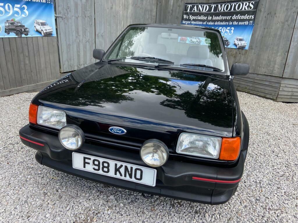 Ford Fiesta Xr2 White #15