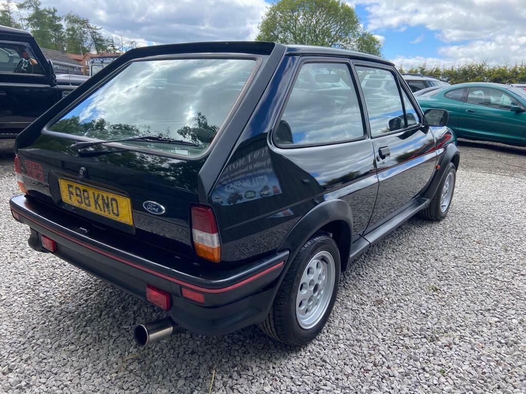 Ford Fiesta Xr2 White #40