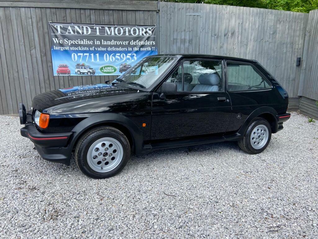Ford Fiesta Xr2 White #60