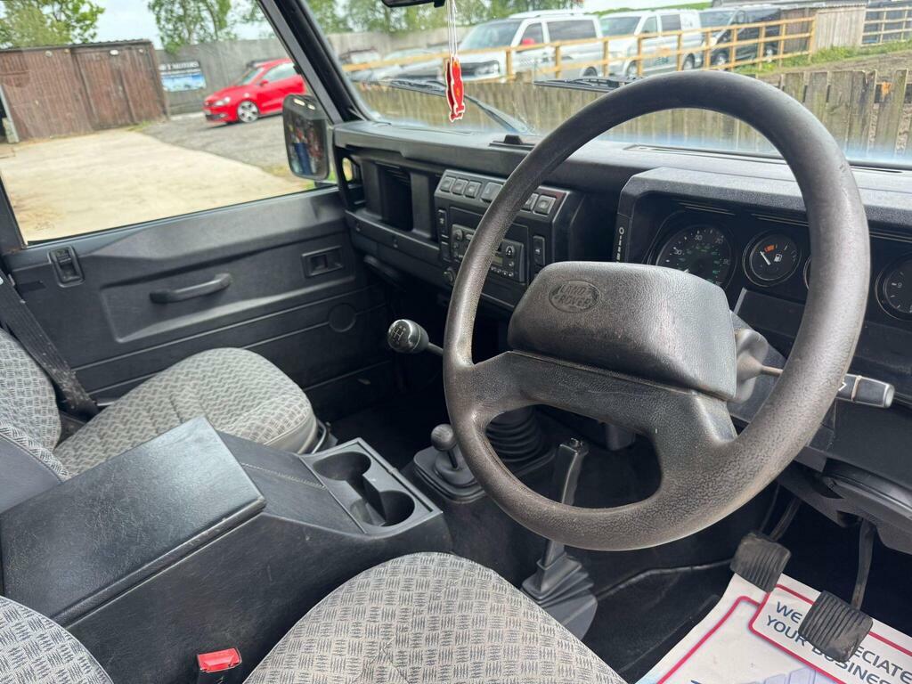 Land Rover Defender 90 2.5L Hard-top Td5 Blue #57