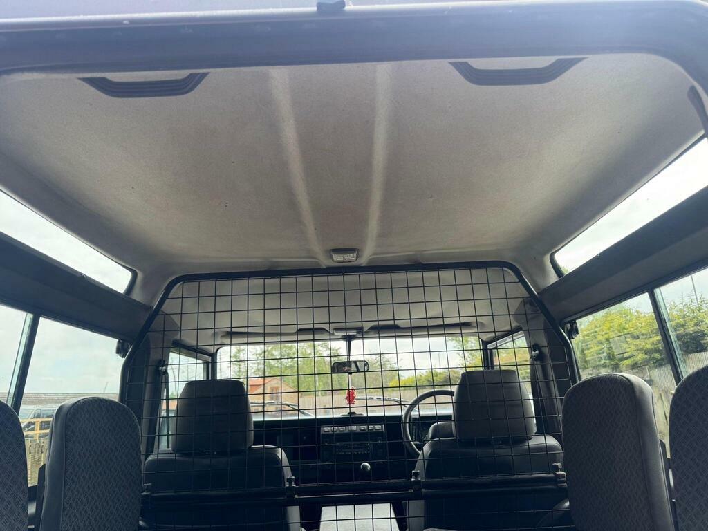 Land Rover Defender 90 2.5L Hard-top Td5 Blue #73