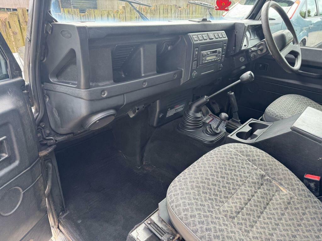 Land Rover Defender 90 2.5L Hard-top Td5 Blue #19