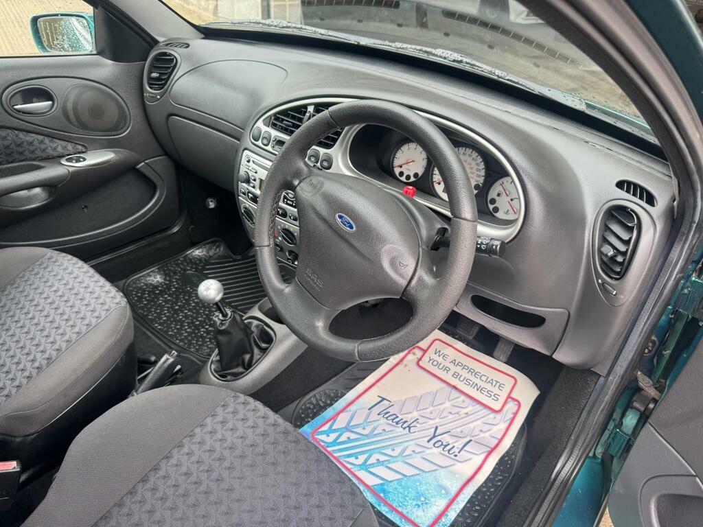 Ford Puma 1.7 0D Black #75