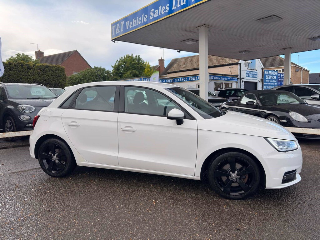 Audi A1 Sportback Tdi Sport AO15GHA White #4
