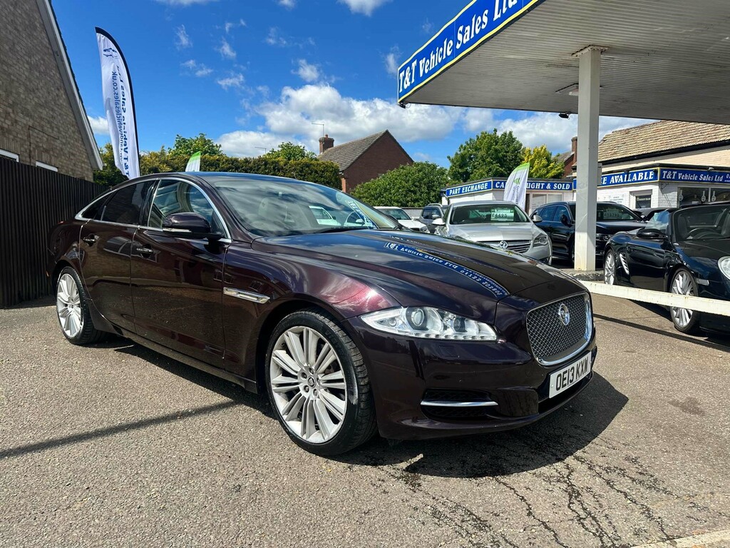 Jaguar XJ Portfolio V6 D Red #2