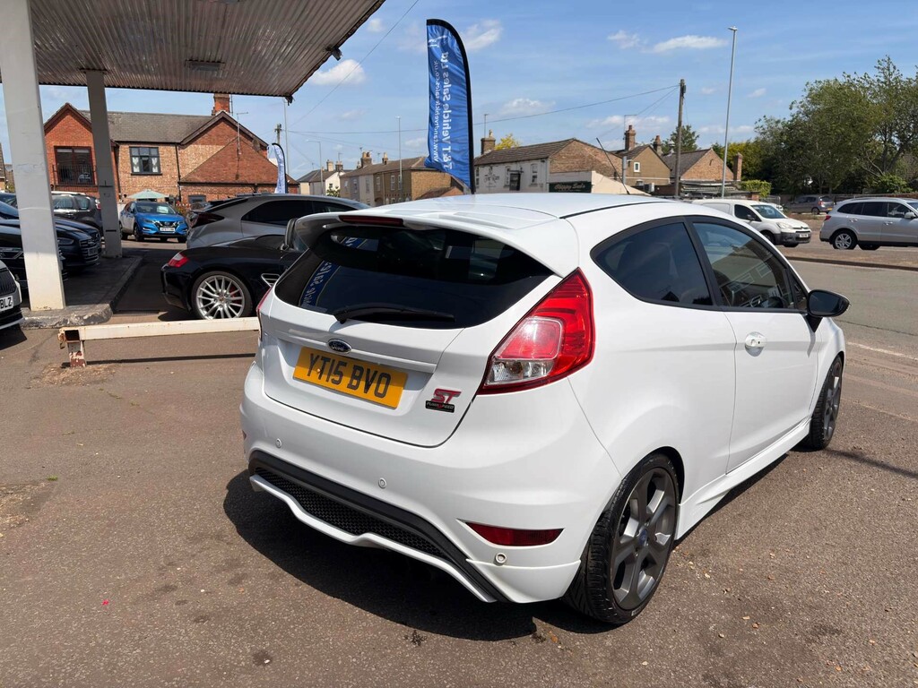 Ford Fiesta St-3 T YT15BVO White #6