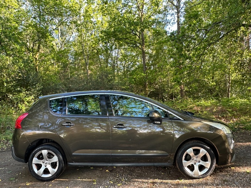 Peugeot 3008 Hdi Sport Brown #3