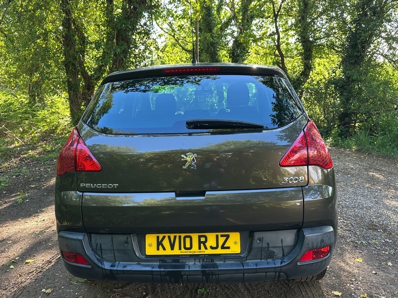 Peugeot 3008 Hdi Sport Brown #5