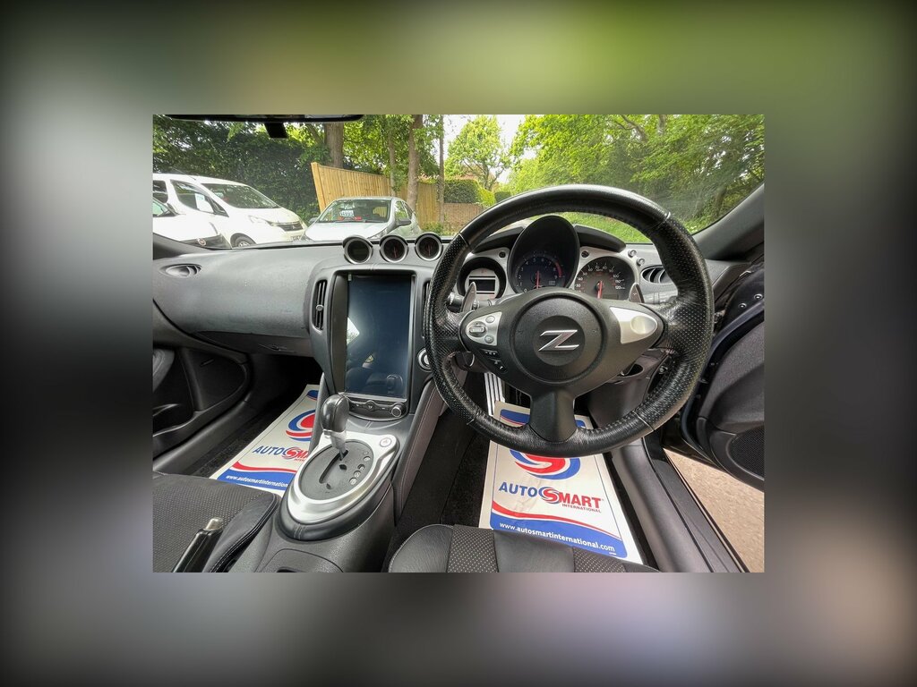 Nissan 370Z Gt V6 #8