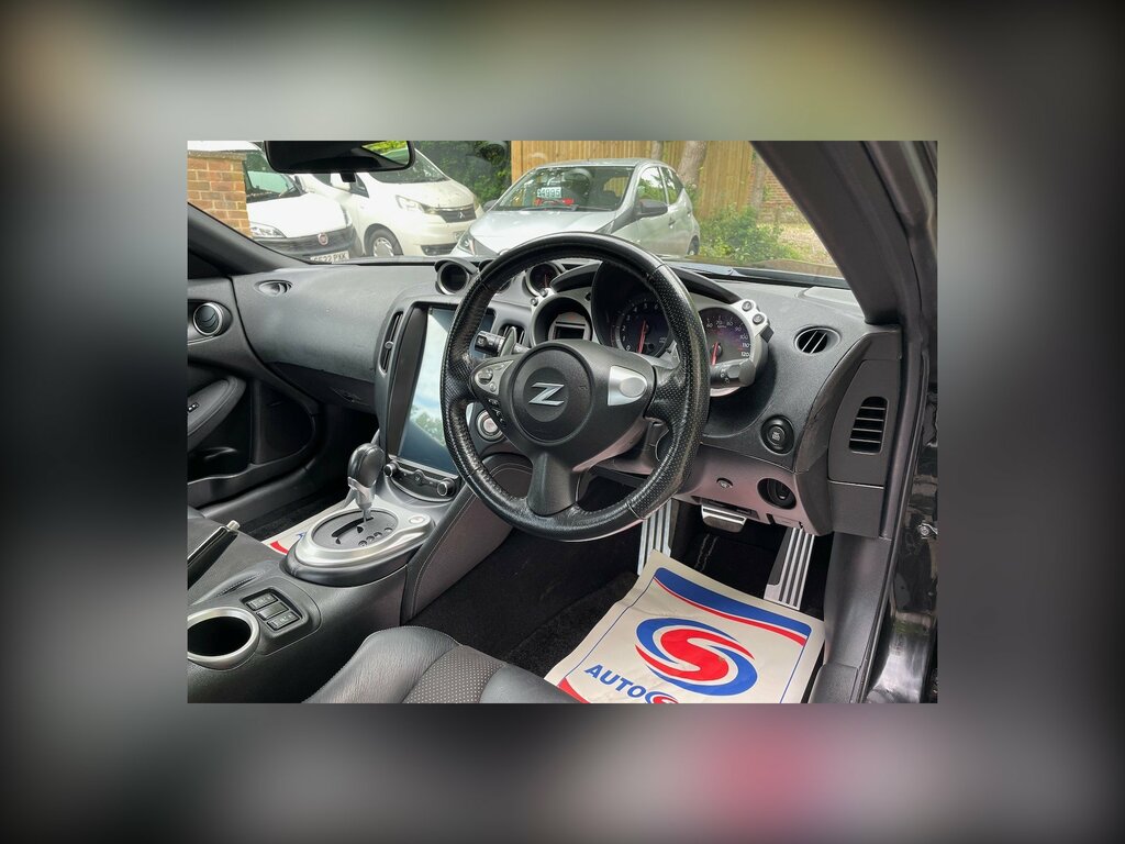 Nissan 370Z Gt V6 #16