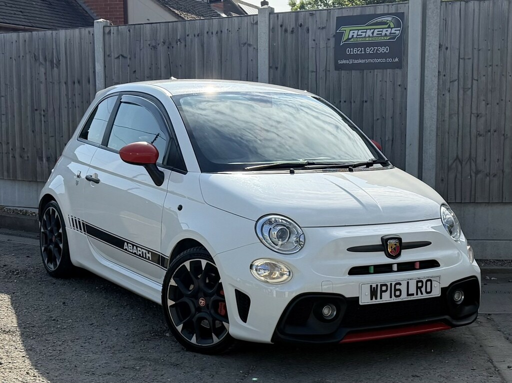 Abarth 595 Hatchback 1.4 Abarth 595 Competizione 1.4 Tjet 180 White