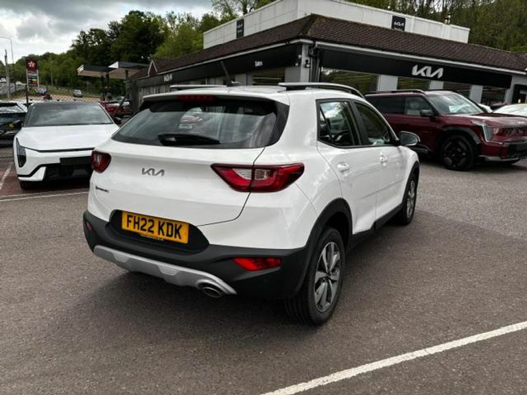 Kia Stonic 1.0T Gdi 99 2 Dct FH22KDK White #6