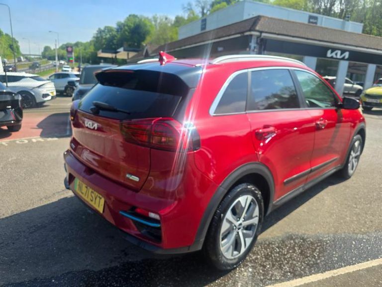 Kia e-Niro Suv NL71SYT Red #3