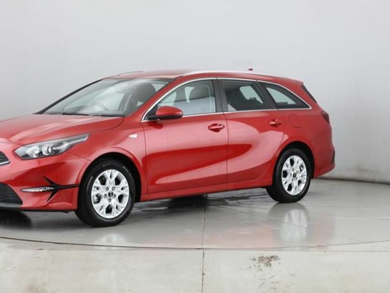Kia Ceed 1.5T Gdi Isg 138 2 LG25SRV Red #6