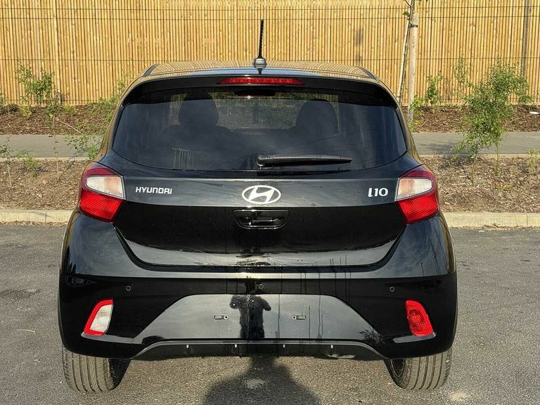 Hyundai I10 1.2 79 Premium Nav GY26PZR Black #3