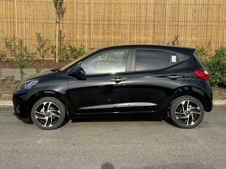 Hyundai I10 1.2 79 Premium Nav GY26PZR Black #4