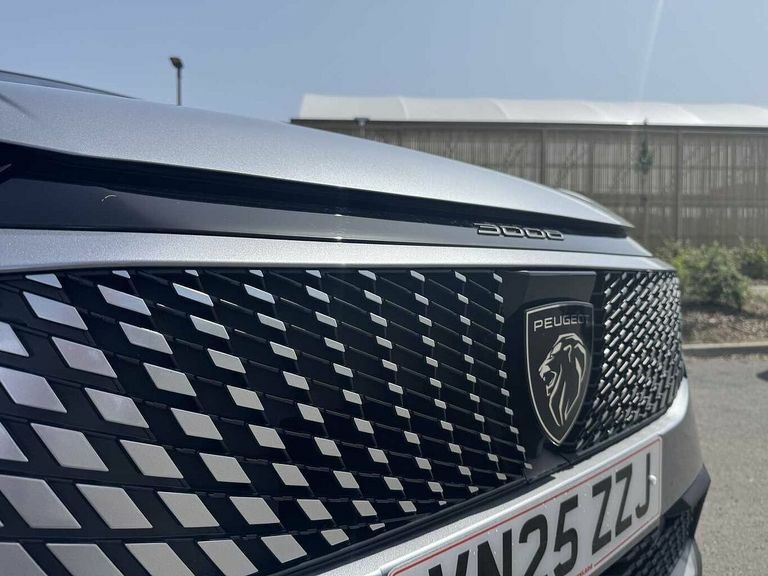 Peugeot 3008 1.2 Hybrid 136 Gt E-dsc6 VN25ZZJ Grey #6