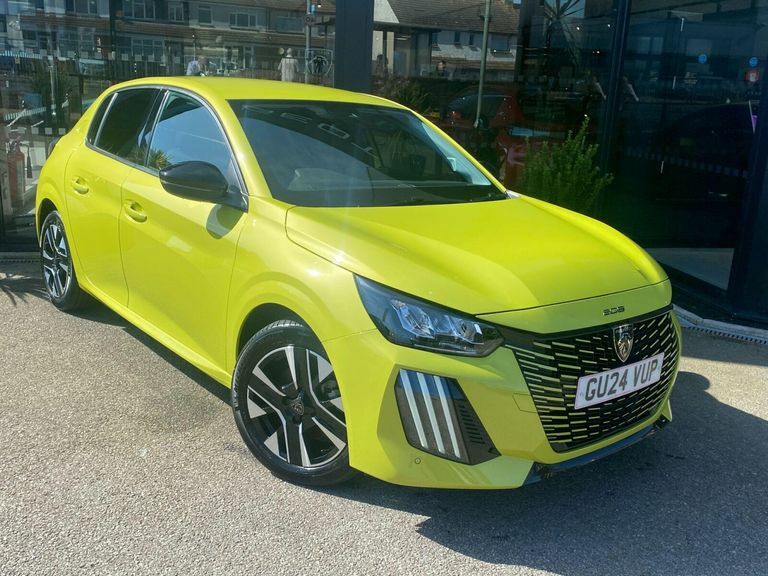 Peugeot 208 1.2 Puretech Allure Euro 6 Ss Yellow